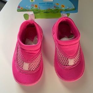 Water shoes